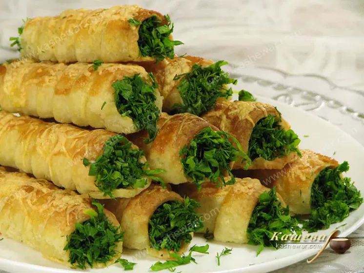 Трубочки листкові з яєчним кремом – рецепт з фото, закуска
