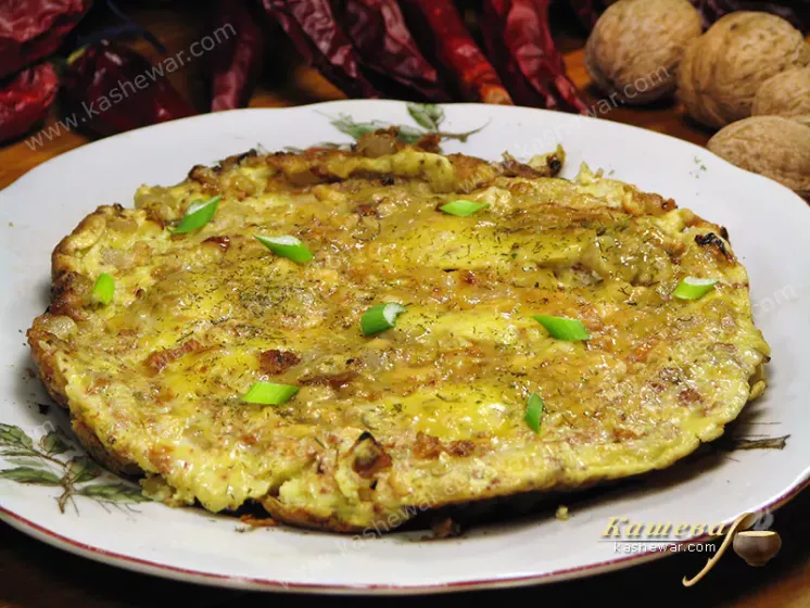 Scrambled eggs with walnuts - recipe with photo, Georgian cuisine