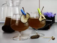 Узвар з медом – рецепт з фото, українська кухня